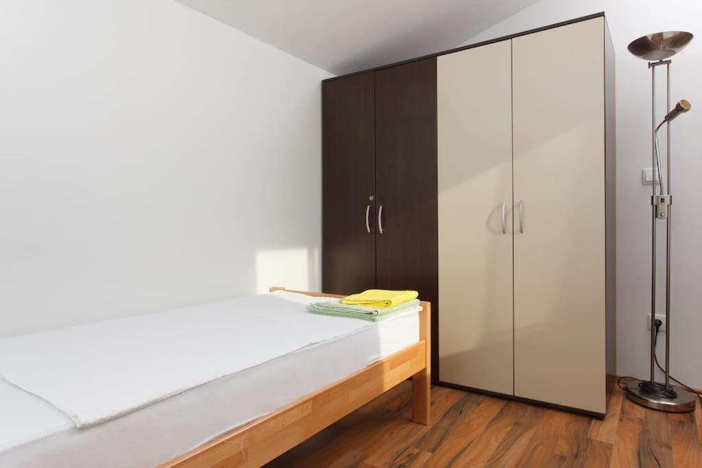 Mani Apartmán